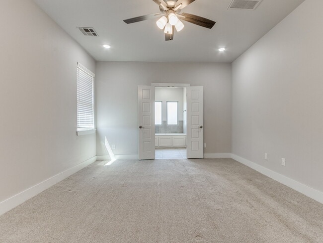 Building Photo - 1463 Hickory Trl