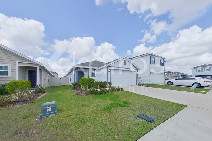 Building Photo - 8584 SW 44th Ct