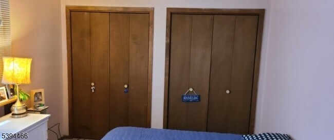 Building Photo - 8 Steamboat Dr