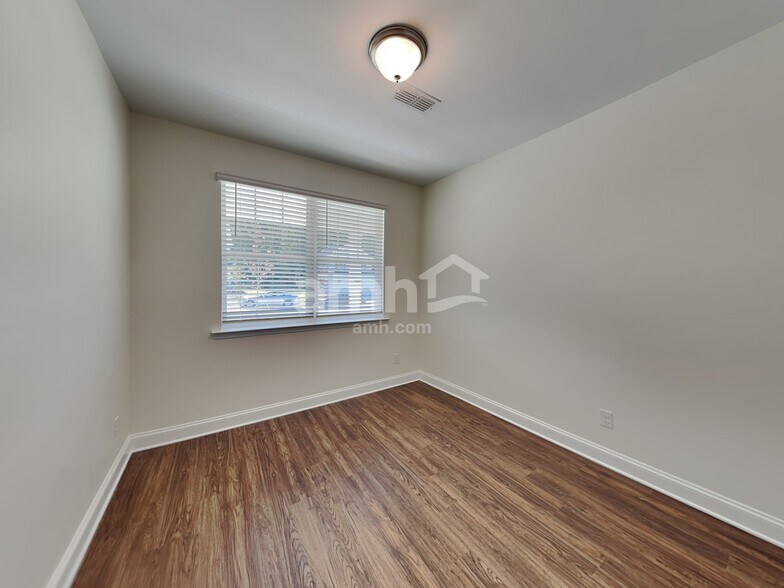 Building Photo - 1137 Bethany Dallas Dr