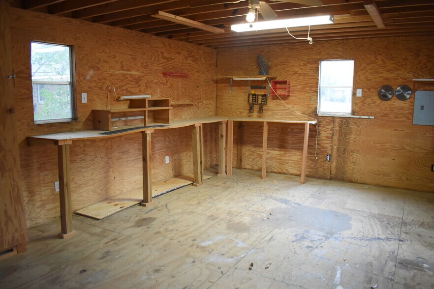 Building Photo - 4839 Berkley Dr