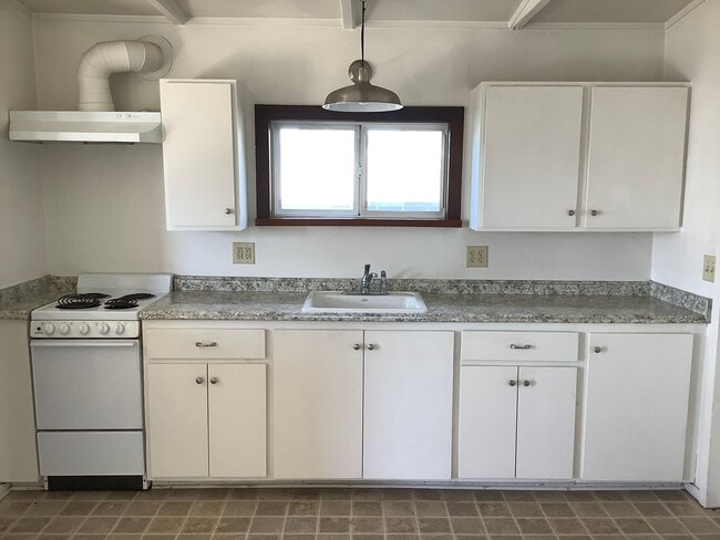 Building Photo - Coastal Living in Bodega Bay — Stunning Bay Views