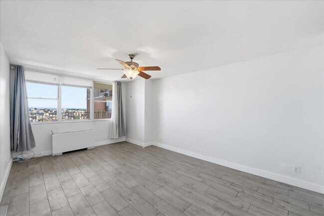 Building Photo - 6040 JFK Blvd E