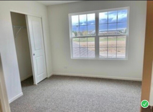 Building Photo - 1137 Amber Dr