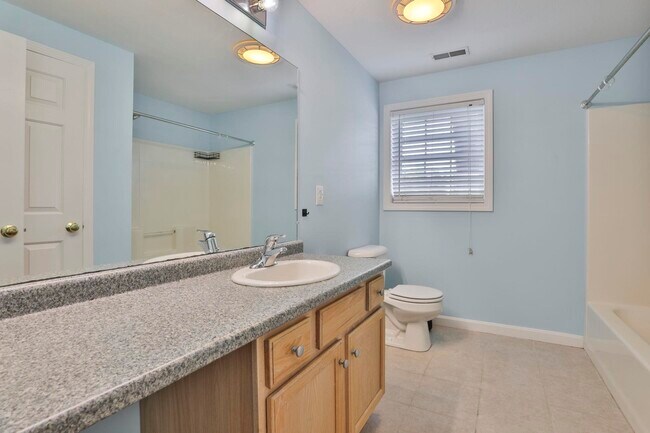 Building Photo - 98 Barbara Ln