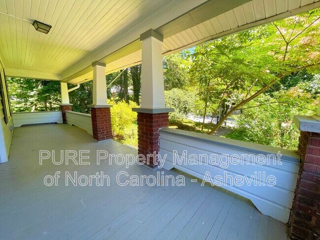 Building Photo - 109 Forest Hill Dr