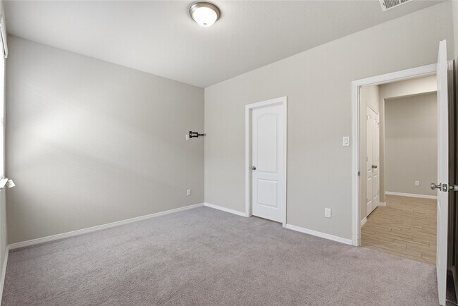 Building Photo - 24715 Oakheath Arbor Ln