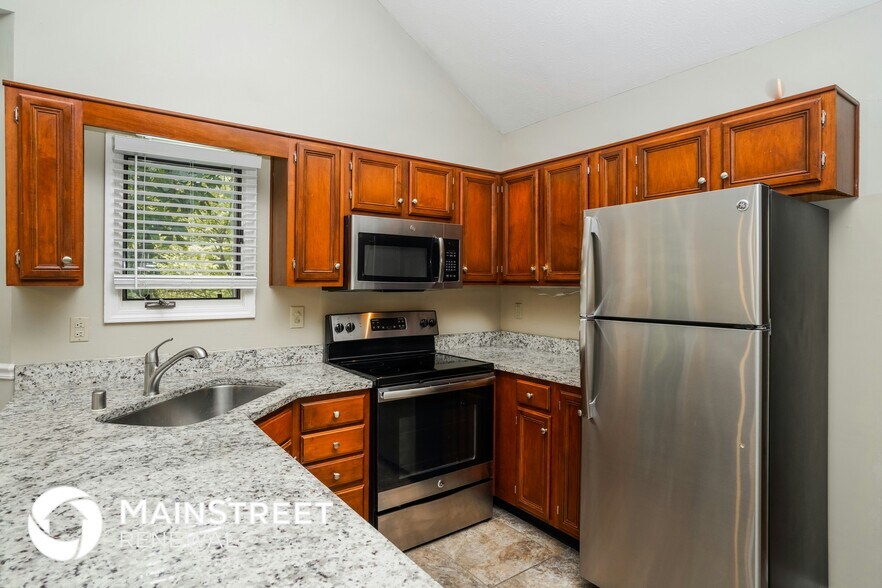 Building Photo - 10710 Hickory Cove Ct