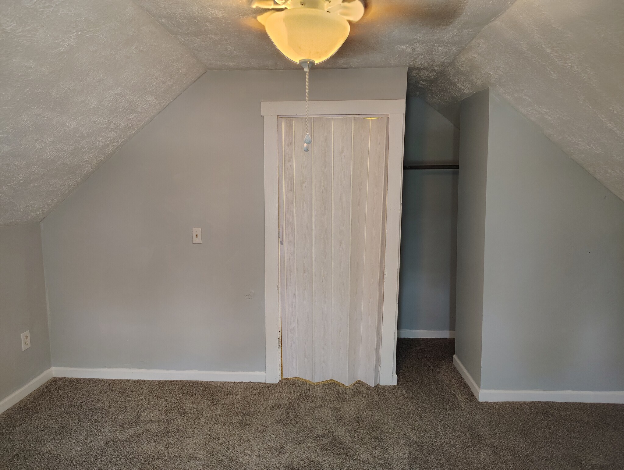 Building Photo - 1118 Wildwood Ave
