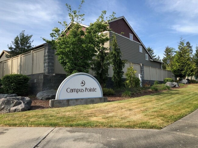 Building Photo - 4 Bedroom + Office in NE Lacey - Fully Fenced Yard and Minutes from freeway and JBLM - Available ...