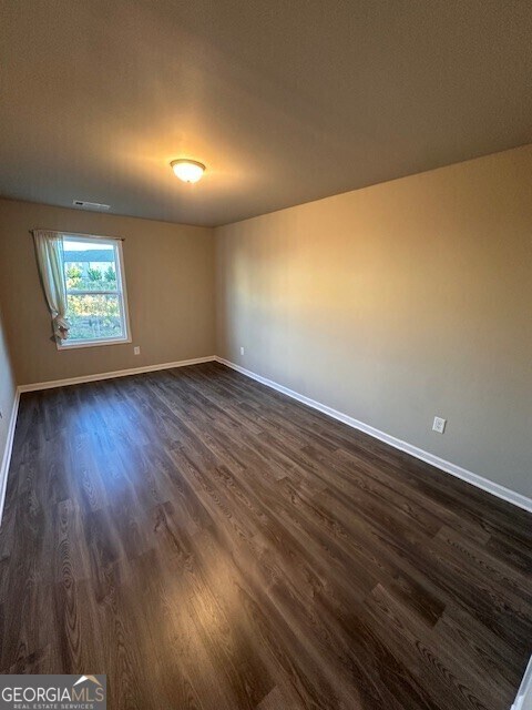 Building Photo - 5125 Fox Den Rd