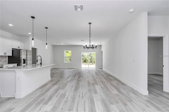 Building Photo - 586 Marion Oaks Trail