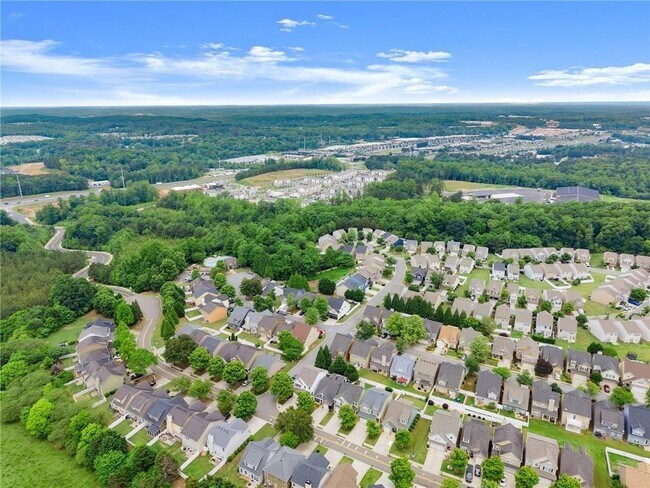 Building Photo - 124 Oakmont Dr