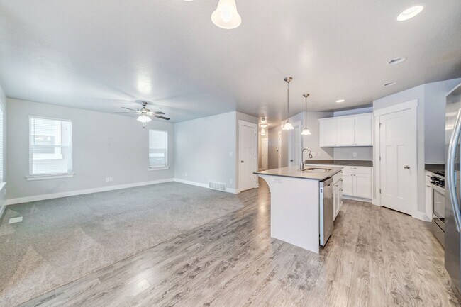 Building Photo - 13124 Tower Ridge Dr