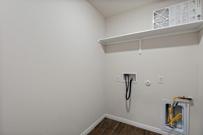 Building Photo - 176 Texas Palmetto Cir