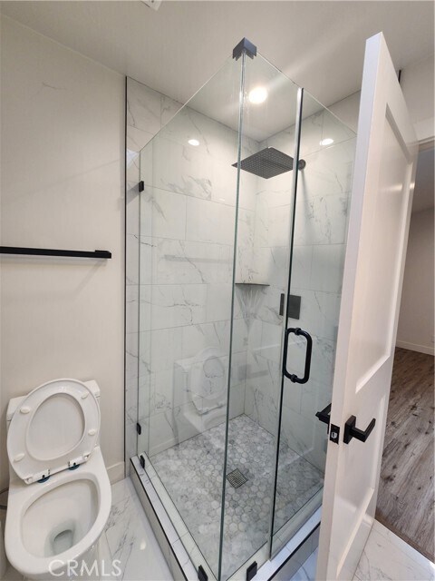 Building Photo - 120 S Francisca Ave