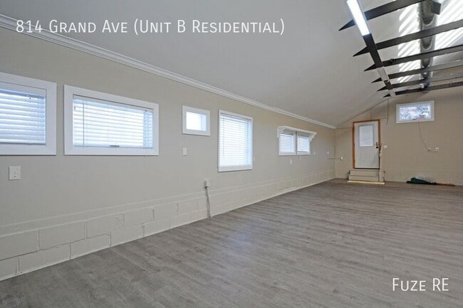 Building Photo - 814 Grand Ave