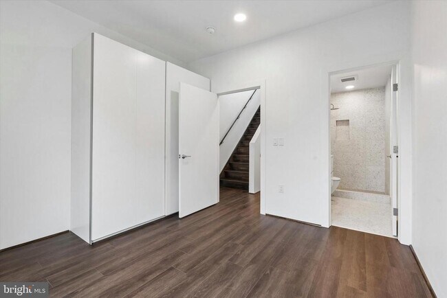 Building Photo - 1911 N 9th St