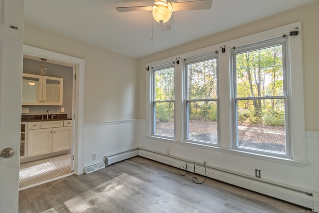 Building Photo - 7 Starr Pl