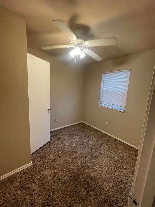 Building Photo - 5313 Carmen St