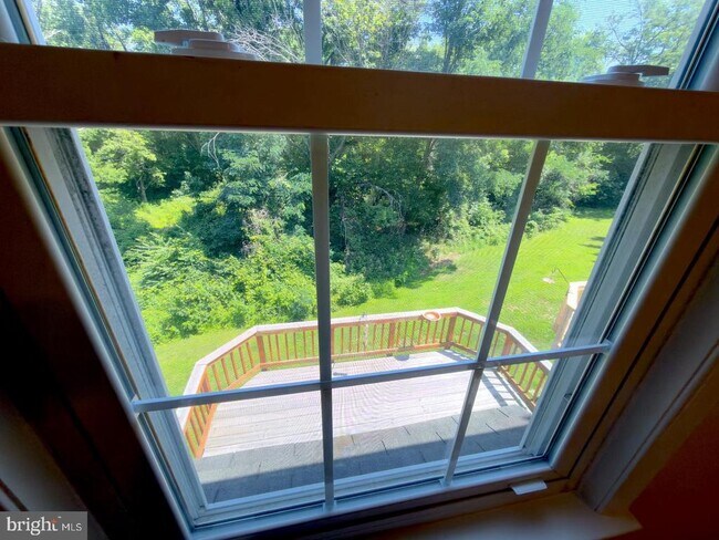 Building Photo - 10509 Smithy Ct