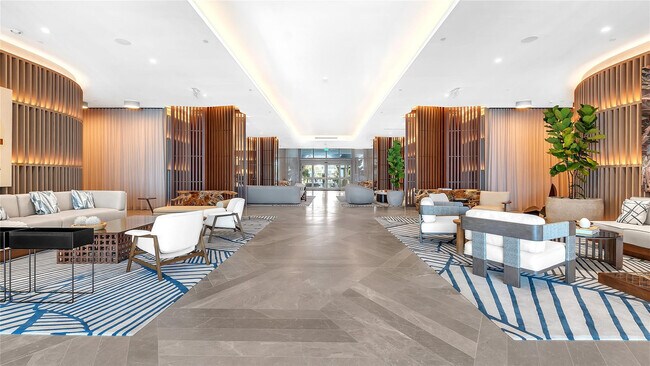 Building Photo - 1116 N Ocean Blvd