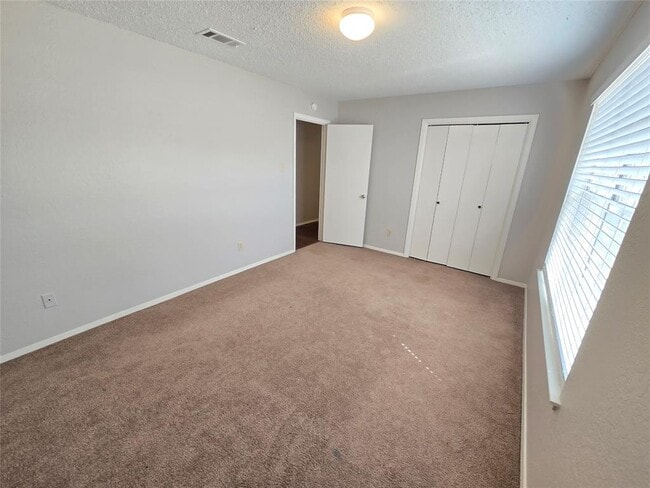 Building Photo - 11302 Bristle Oak Trail