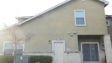 Building Photo - 1000 Diamond Dr