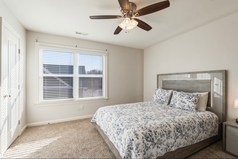 Building Photo - 705 Ellie Dr