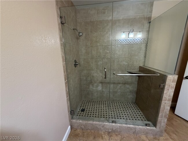 Building Photo - 2140 Pinetop Ln