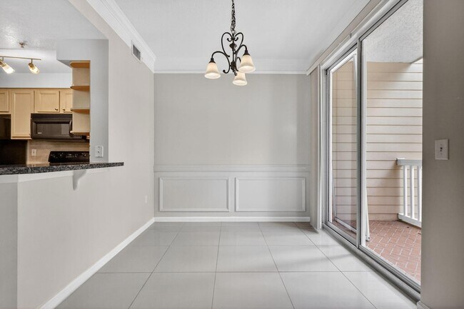 Building Photo - 175 Galicia Way