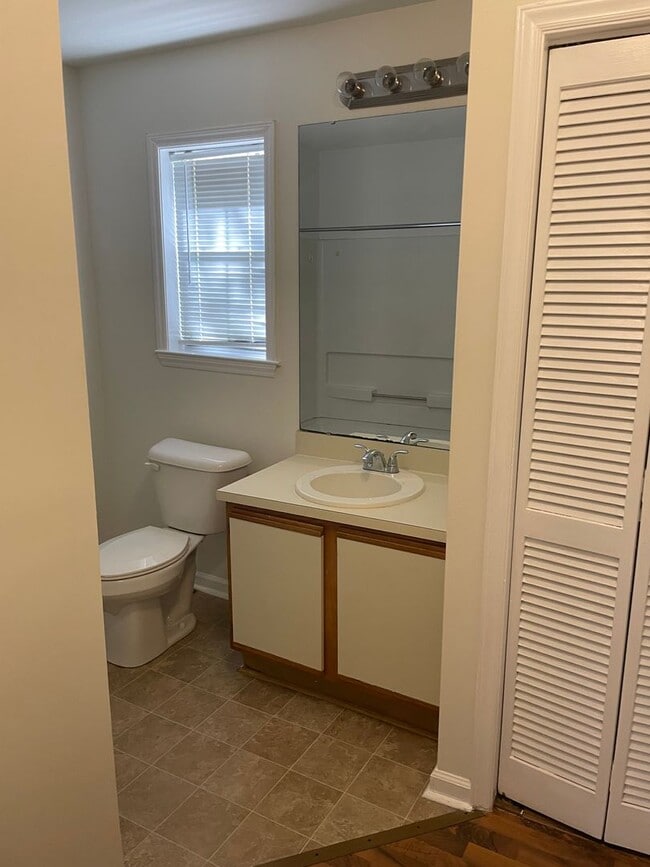 Building Photo - 6700 Bevington Ridge Rd