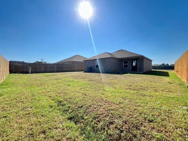 Building Photo - 416 Foxtrot Ter