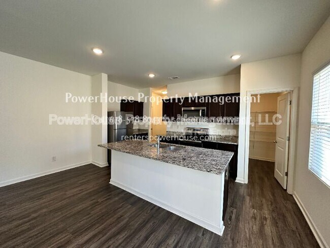 Building Photo - 4720 Alford Cmns