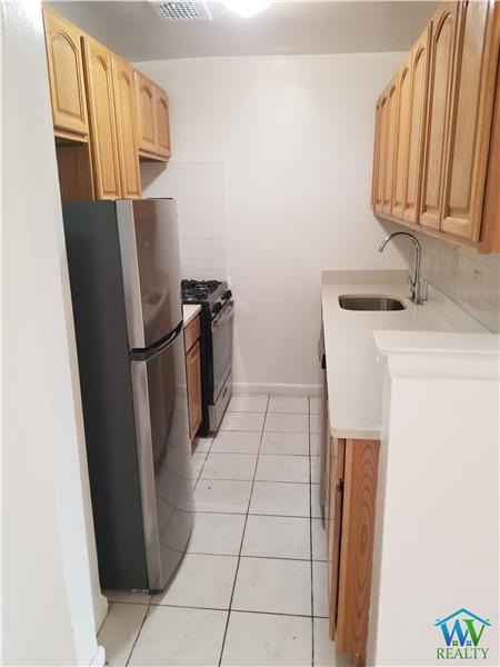 Building Photo - 1130 Stadium Ave