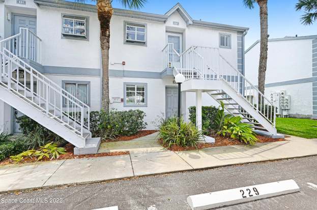 Primary Photo - 225 Ocean Park Ln