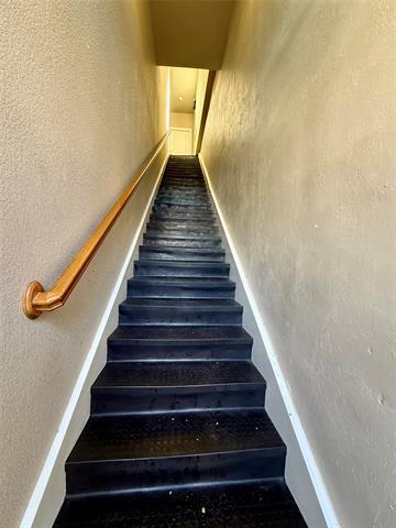 Building Photo - 1008 Halsell St