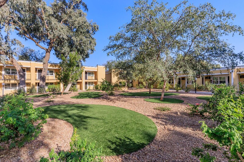 Building Photo - 4250 E 29th St