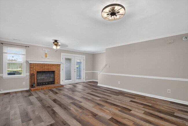 Building Photo - 119 Kingsbridge Ln