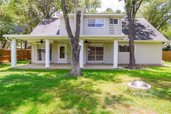 Building Photo - 221 Normal Park Dr