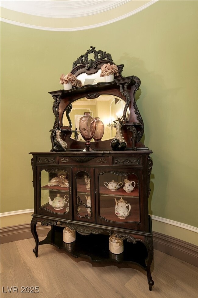 Building Photo - 8801 Palm Greens Ct