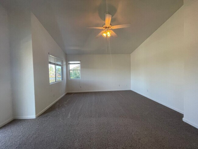 Building Photo - 1535 Via Arroyo