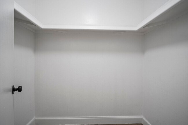 Building Photo - Affordable 2-bedroom, 2-bathroom apartment...