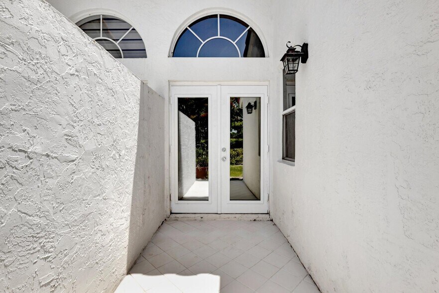 Building Photo - 3807 Candlewood Ct