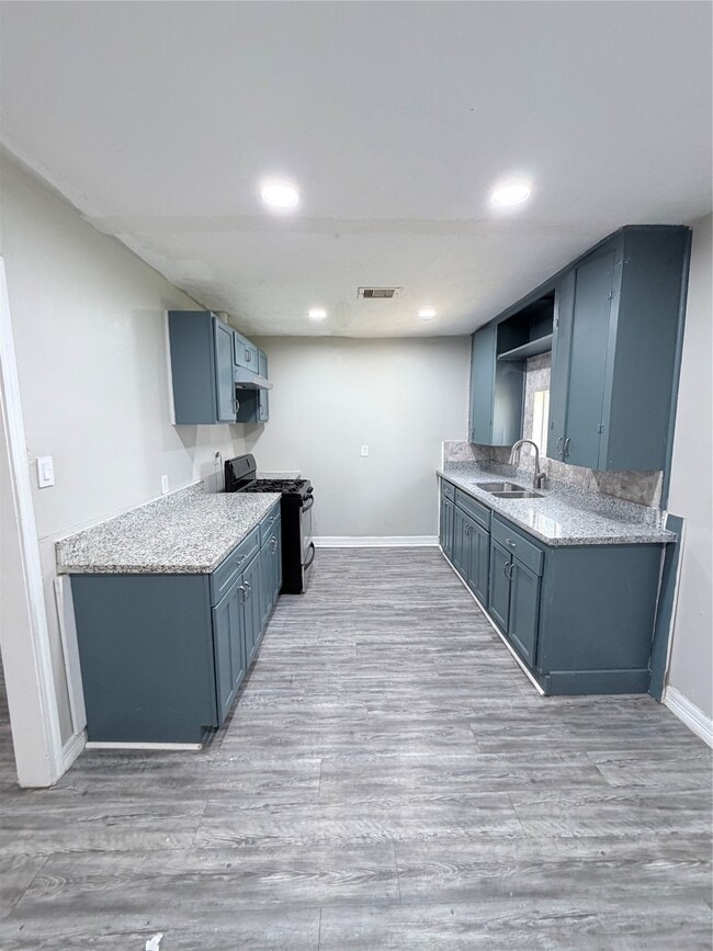 Building Photo - 1310 South St