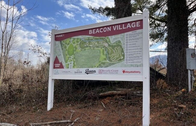Building Photo - Swannanoa - Newly Renovated Beacon Village Cottage