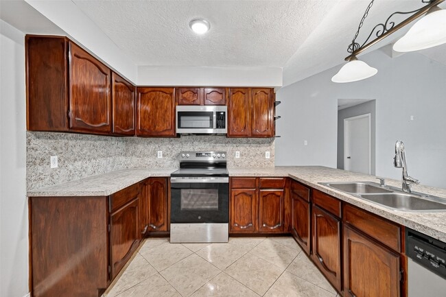 Building Photo - 19610 San Gabriel Dr