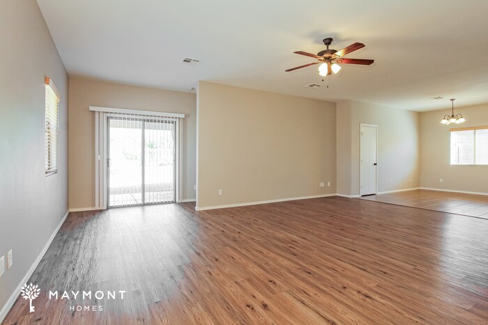 Building Photo - 5990 E Sunrise Cir