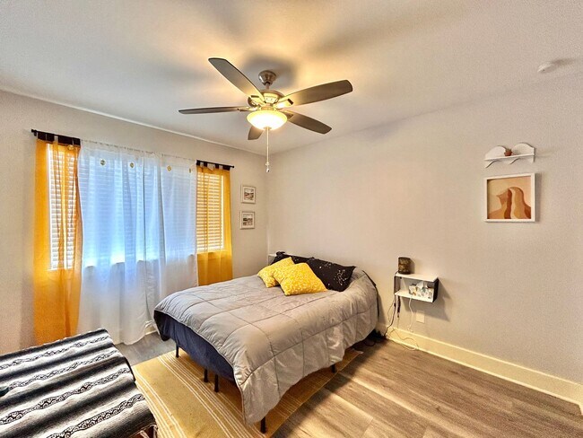 Building Photo - Modern & Cozy 2BR/2BA Home with Stylish Finishes and Natural Light