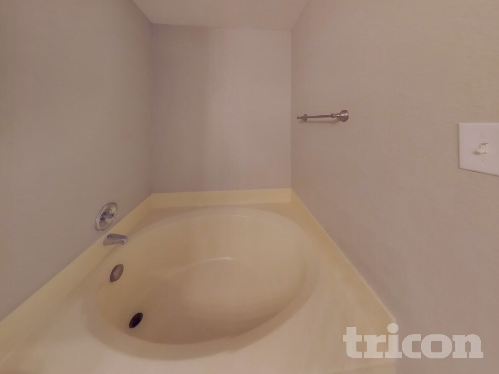 Building Photo - 2310 Cats Paw View